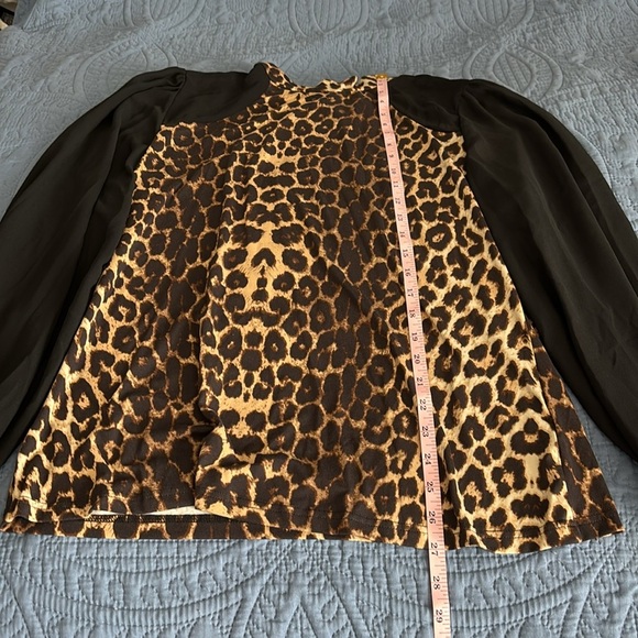 Women’s SHEIN Clasi Plus Leopard Print Mock Neck Lantern Sleeve Top Size… - Picture 6 of 11